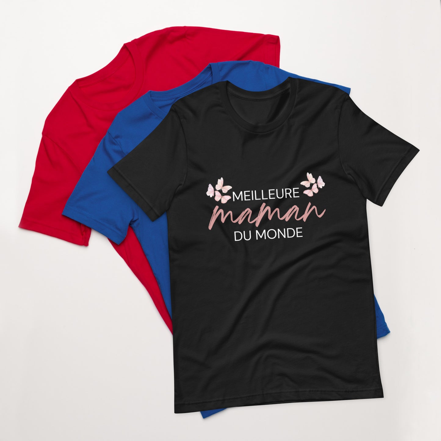 T-shirt noir avec l’inscription « Meilleure Maman au Monde » et illustration de papillons