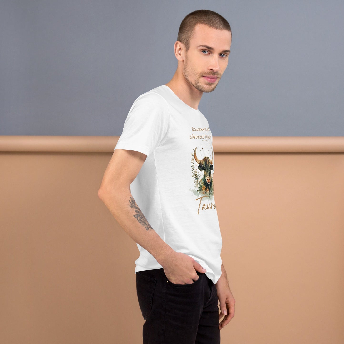 T-shirt Unisexe Taureau – Élégance et Détermination
