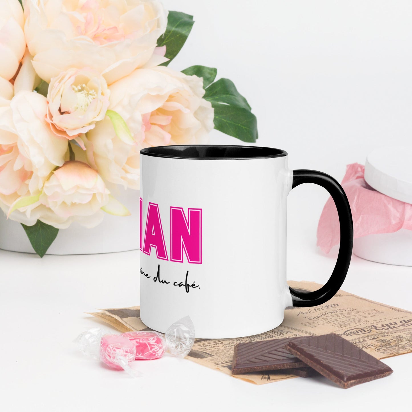 Mug à Intérieur Coloré - Tasse : Maman : Chef de famille, reine du café