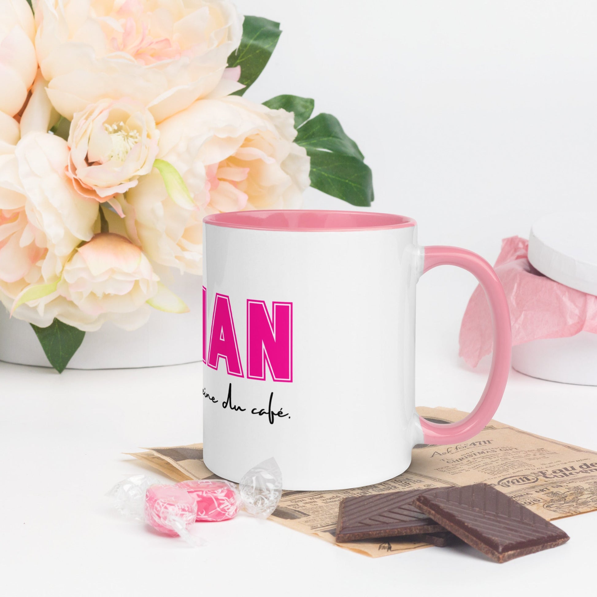 Mug à Intérieur Coloré - Tasse : Maman : Chef de famille, reine du café