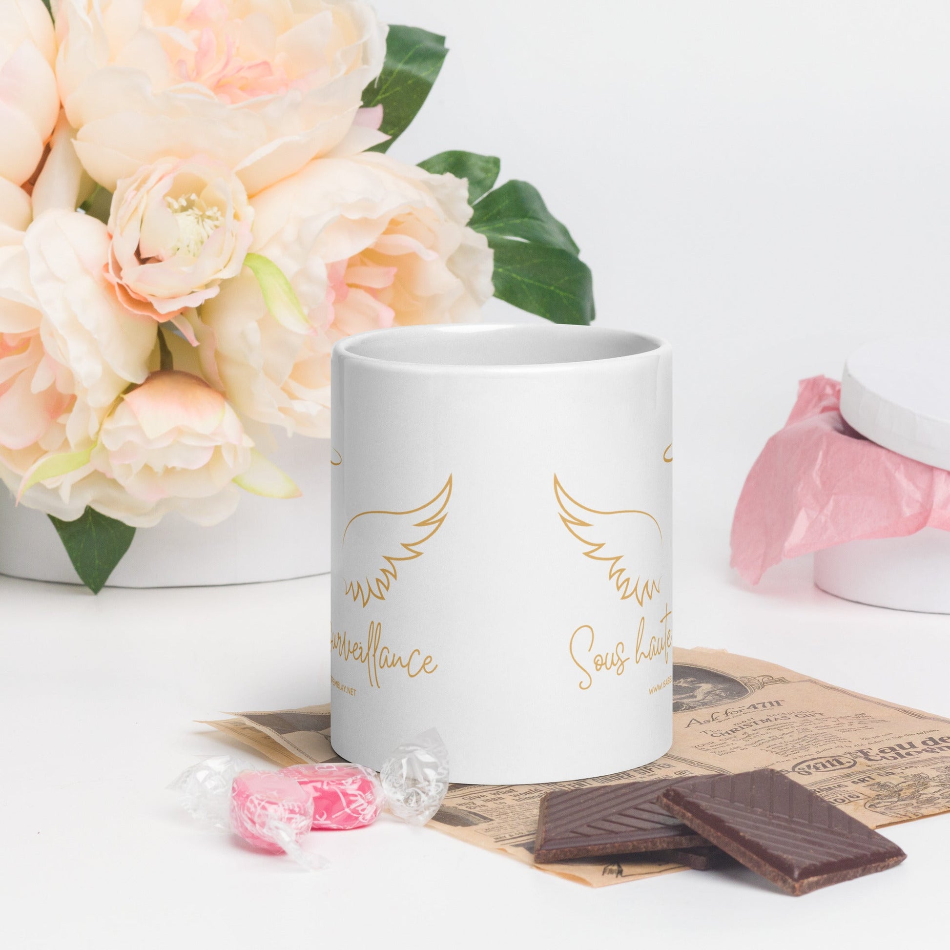 Mug Blanc Brillant - Tasse "Sous Haute Surveillance"
